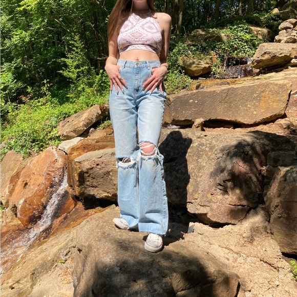 High Rise Flared Jeans - Picture 3 of 5